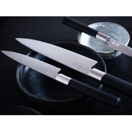 KAI Couteau japonais Yanagiba KAI Wasabi Black - lame asymétrique 24cm 6724.Y Couteaux japonais